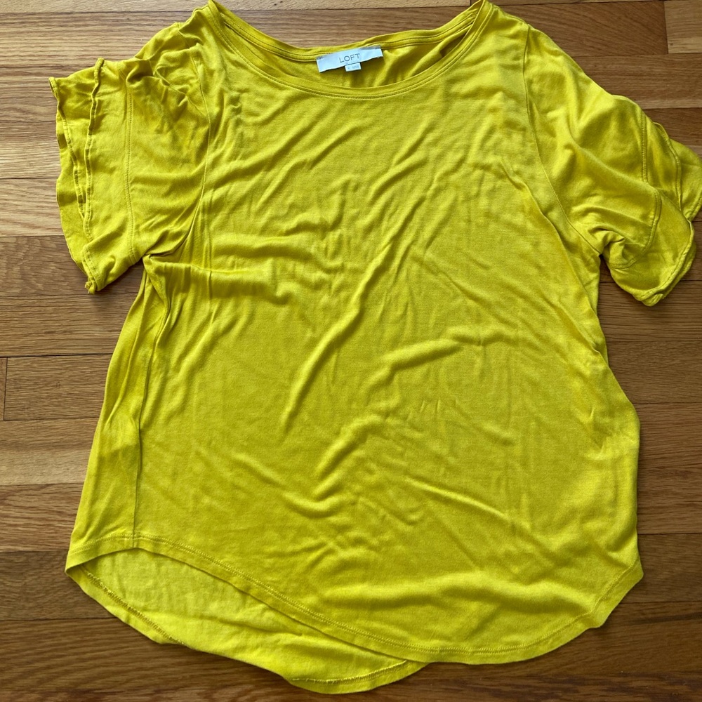 Size S LOFT Yellow Short Sleeved Top